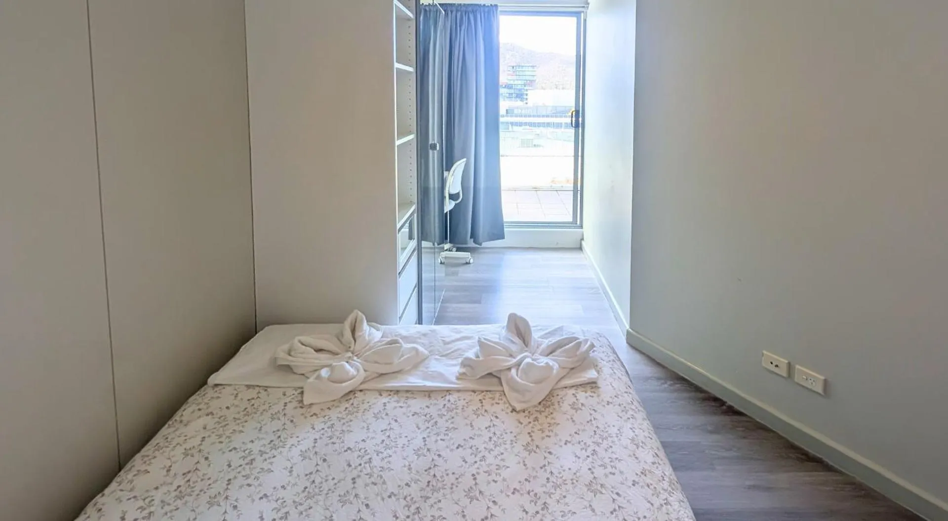 Homestay Dana-Cozy Private Room In Shared Central Apt-Rm 1 Canberra